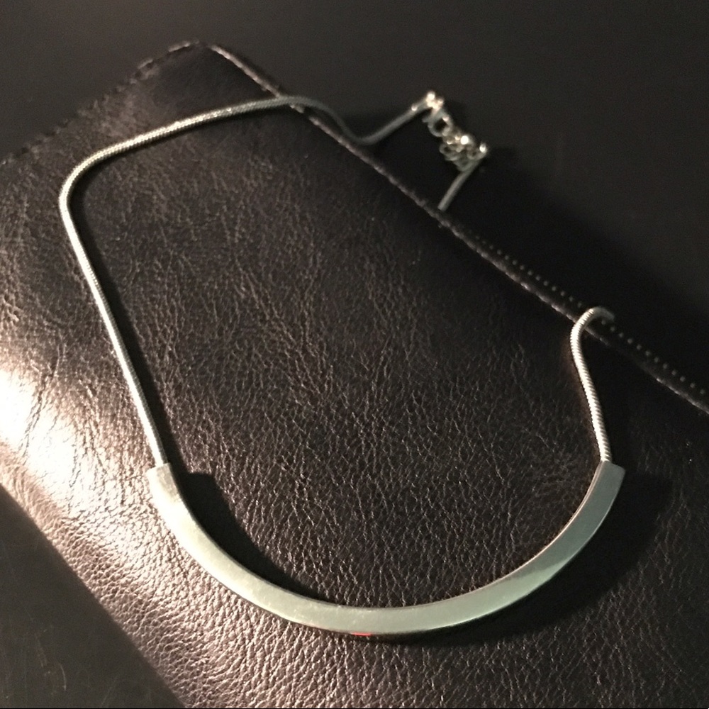 SILVER NECKLACE