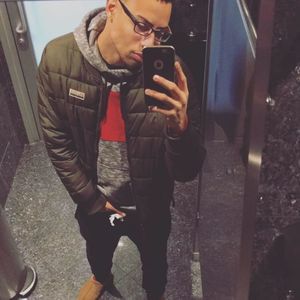 Meet your Posher, Aaron