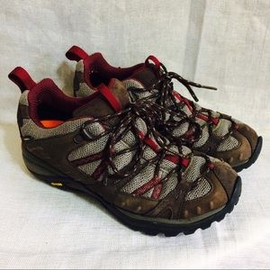 Merrell Gore-Tex Hiking Shoe 🏕
