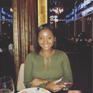 Meet your Posher, Danielle