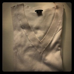 Ann Taylor , size med, short sleeve sweater