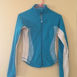 ***limited color*** lululemon jacket, sz, 4