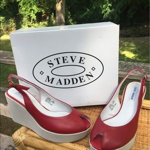Steve Madden Red Leather Wedge Sandal 7 1/2