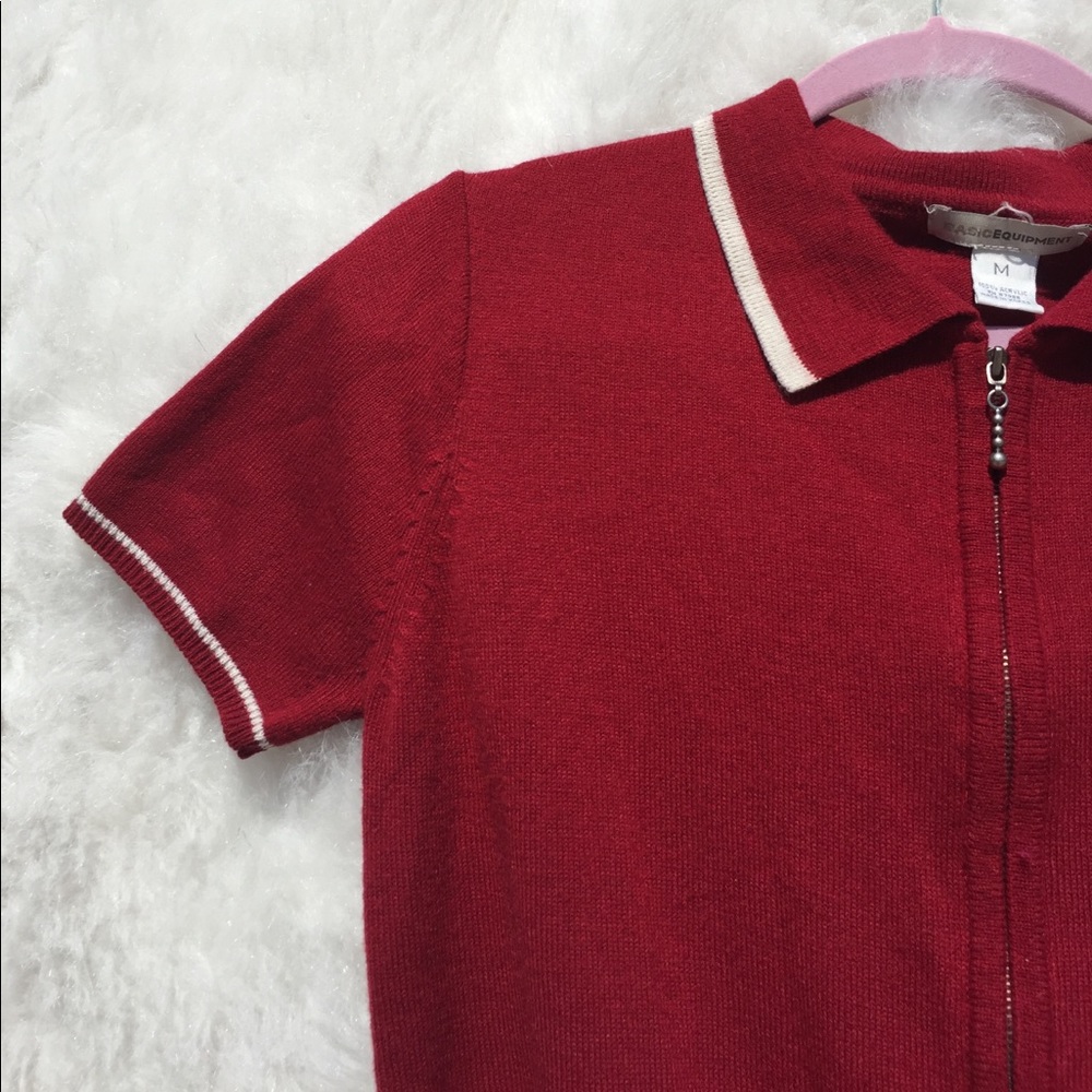 RED PREPPY ZIP UP TOP