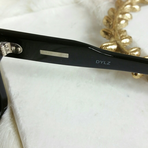 DEREK LAM Dylz wayfarer sunglasses unisex main image 4