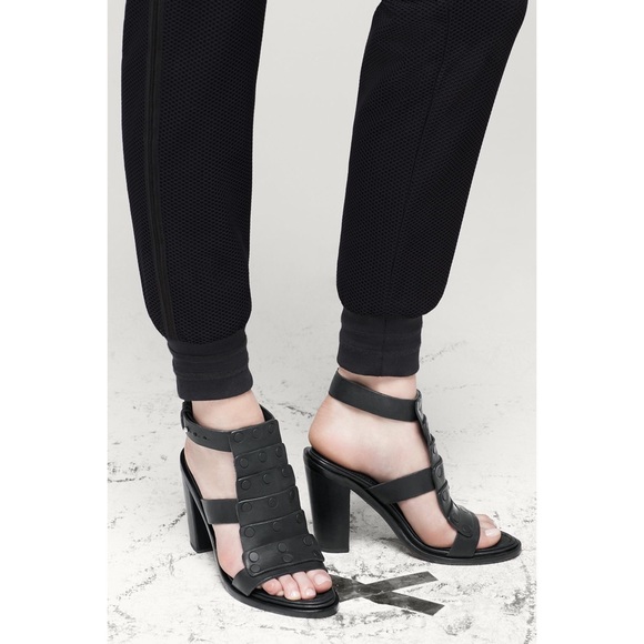 rag & bone Shoes - Rag & Bone Deane Black Leather T-Strap Sandals