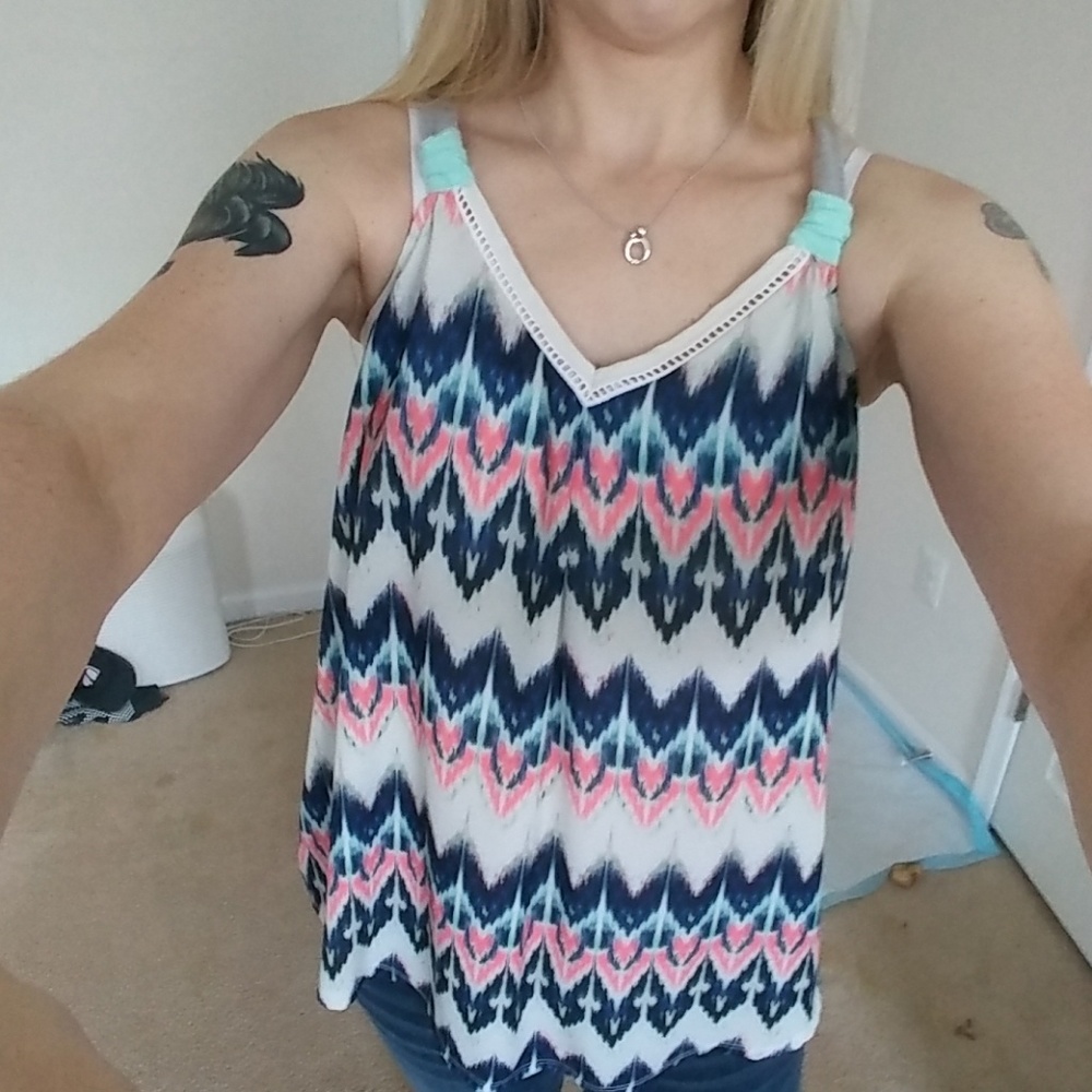 *4 for $16* Patterned tank top, size large