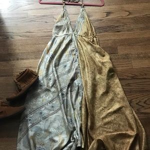 🌵Gorgeous 🌵Bohemian Midi Halter Dress