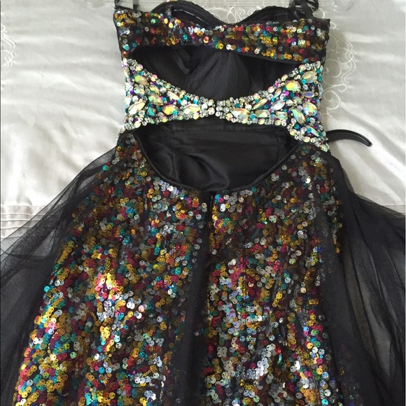 Multi-Colored Sequin dress - Picture 3 of 4