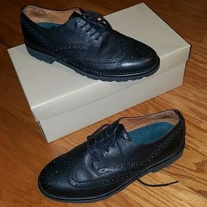 Beautiful never worn DressSports by Rockport