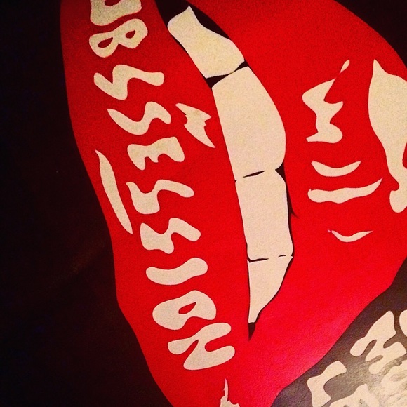 WHO WQNTS SOME LUX MAKE UP ? Just got it - Picture 2 of 2