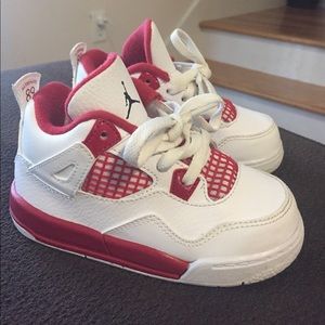 ❌SOLD❌Jordan's Retro 4 toddler size 8