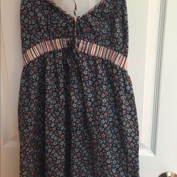 Fun Strapless dress.  Mixed print. - Picture 2 of 3