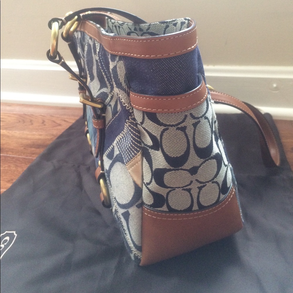 Coach purse - Picture 5 of 5
