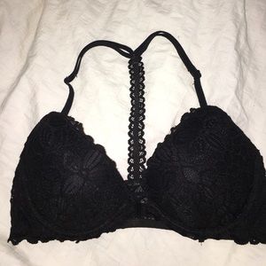 victoria secret/pink bra
