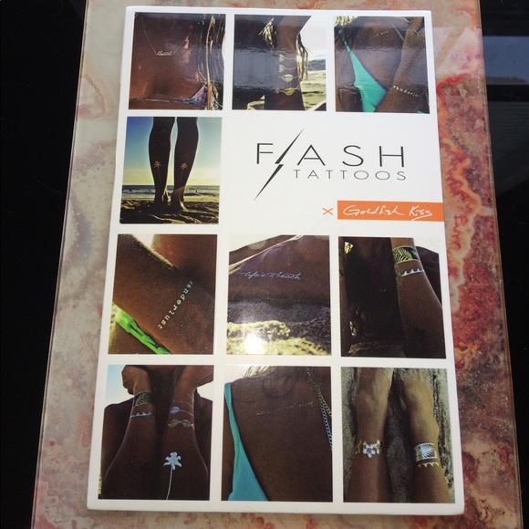 Goldfish Kiss Flash Tattoos Set of 3 Sheets - Picture 6 of 8