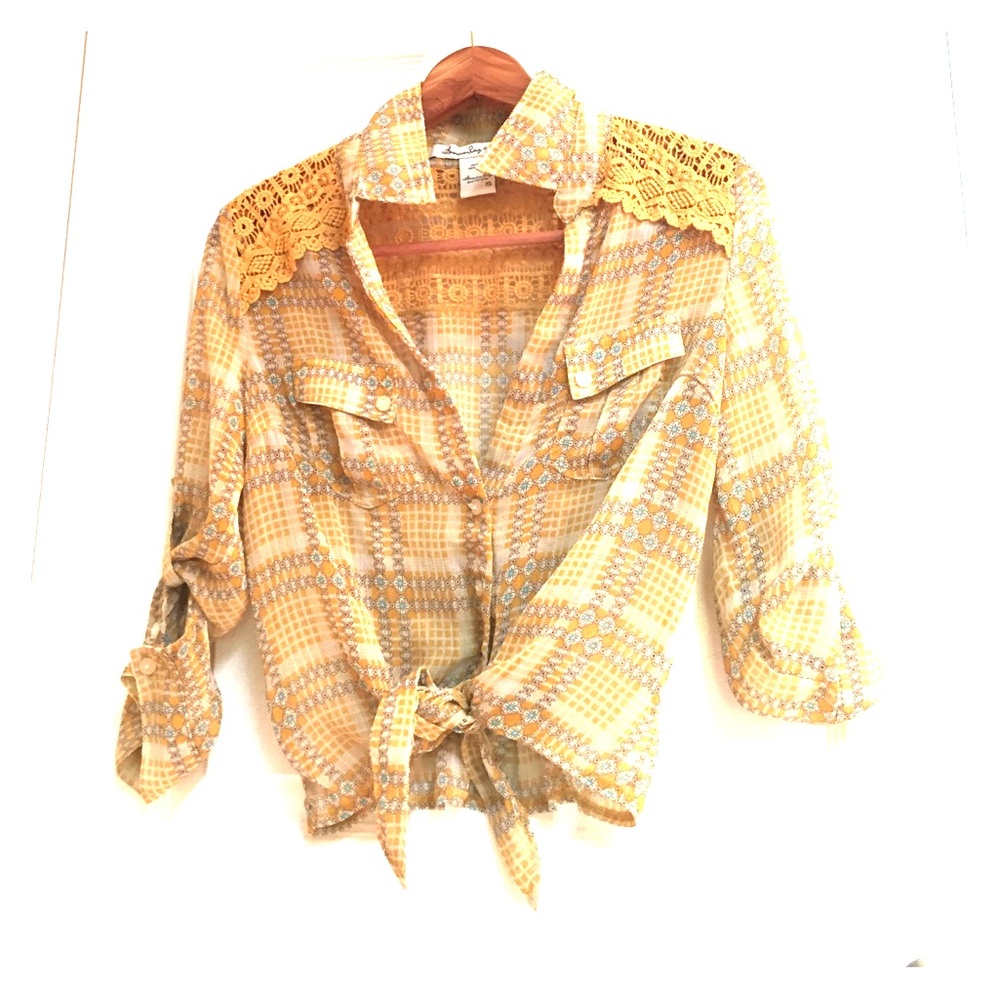 American rag yellow top