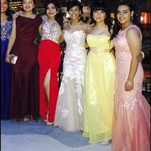 Formal dress/prom dress