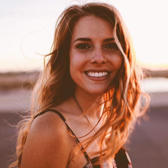 Meet your Posher, Nikki - Picture 1 of 1