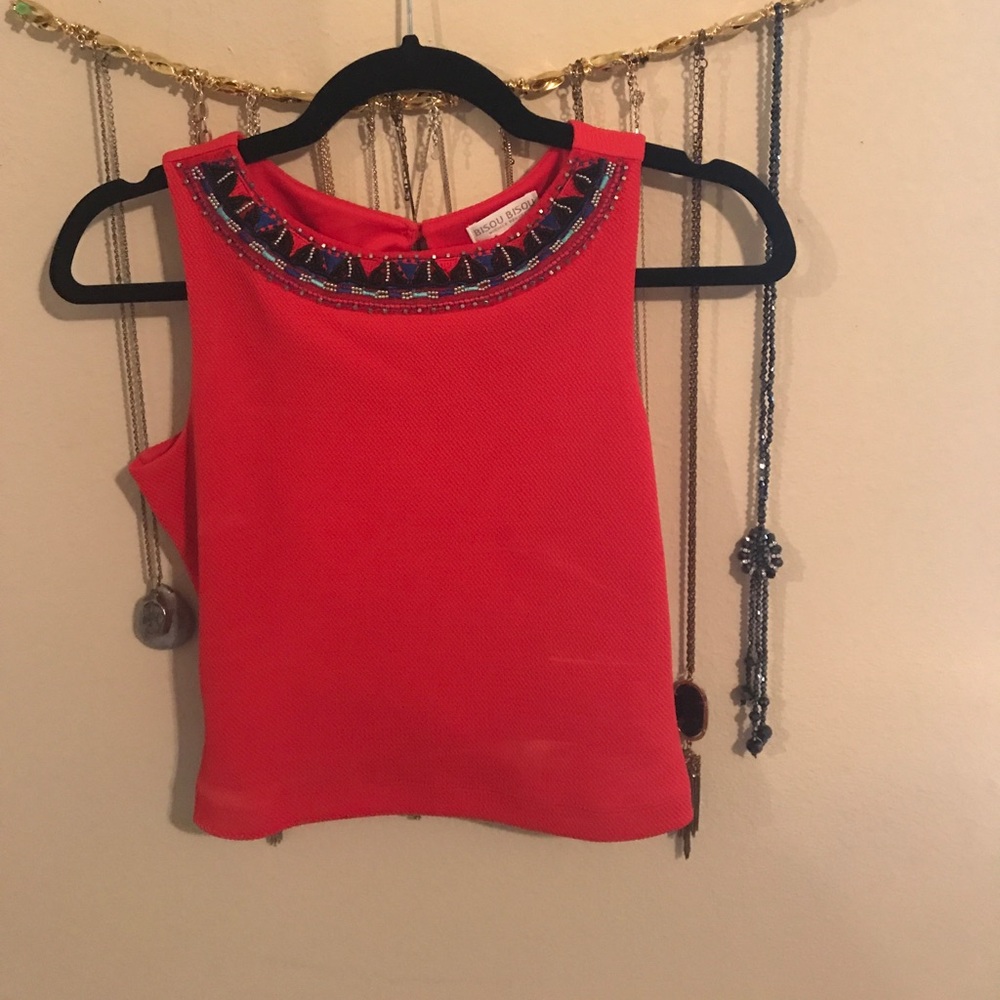Bisou Bisou red crop top