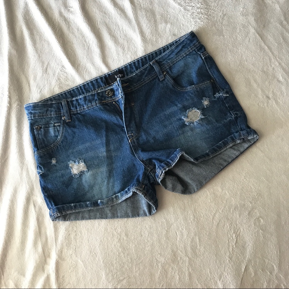 Cute ripped shorts