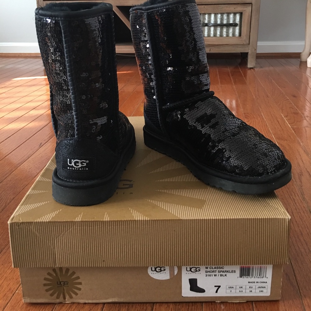 Classic short UGG black sparkle