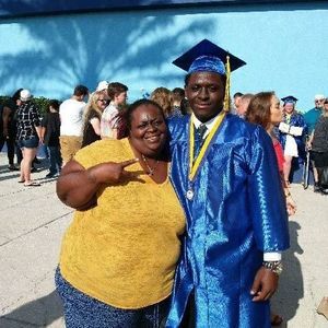 Meet your Posher, Dionne