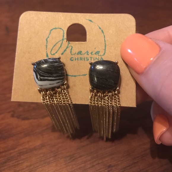 Never worn earrings!!❤️❤️ - Picture 1 of 1