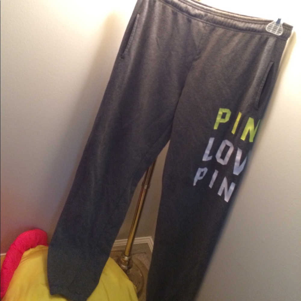 🎀Vs pink lightweight sweat pants🎀