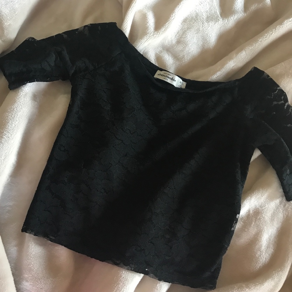 ABERCROMBIE BLACK LACE CROP TOP NEVER WORN