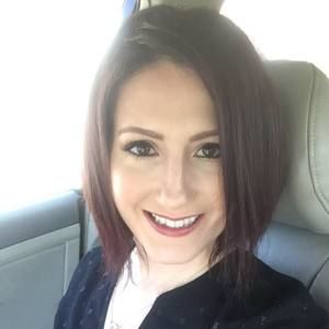 Meet your Posher, Valerie