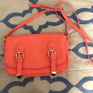 Coral shoulder bag