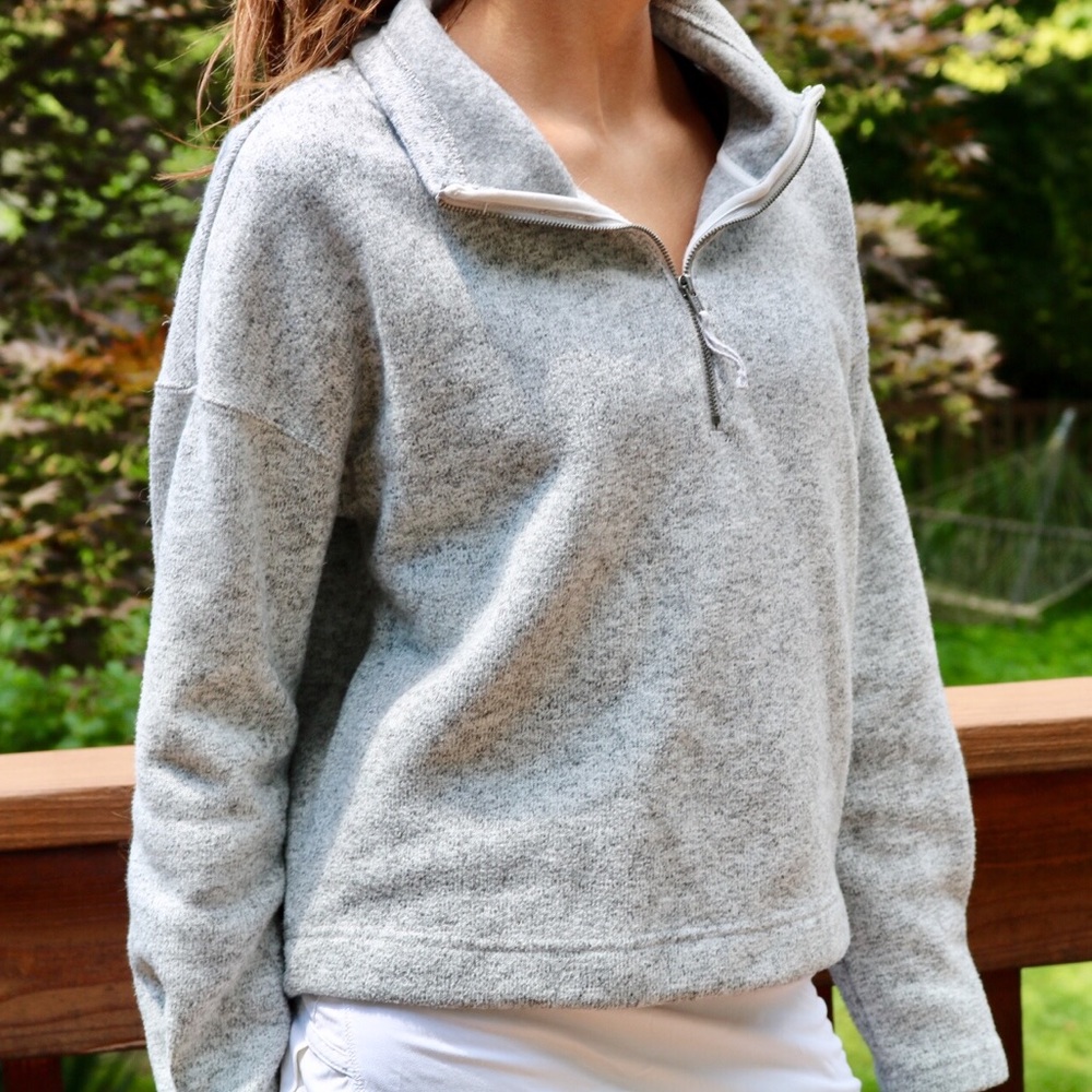 Fabletics half zip pull over