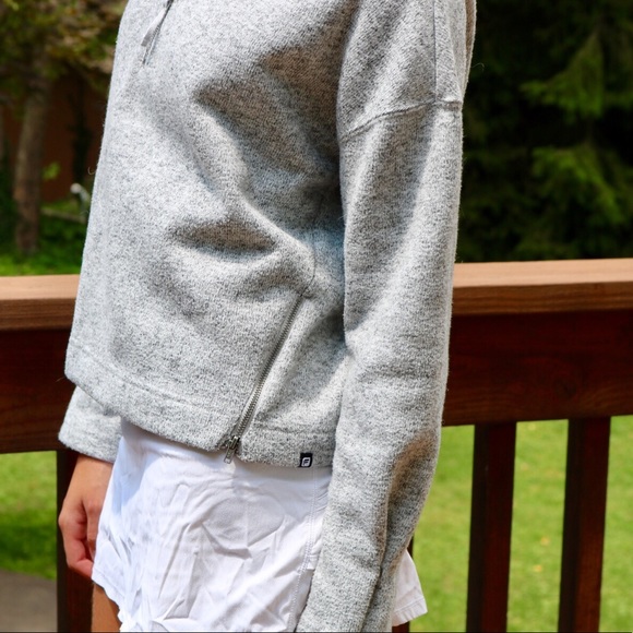 Fabletics half zip pull over - Picture 4 of 7