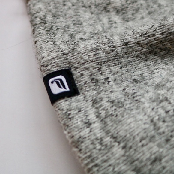 Fabletics half zip pull over - Picture 2 of 7