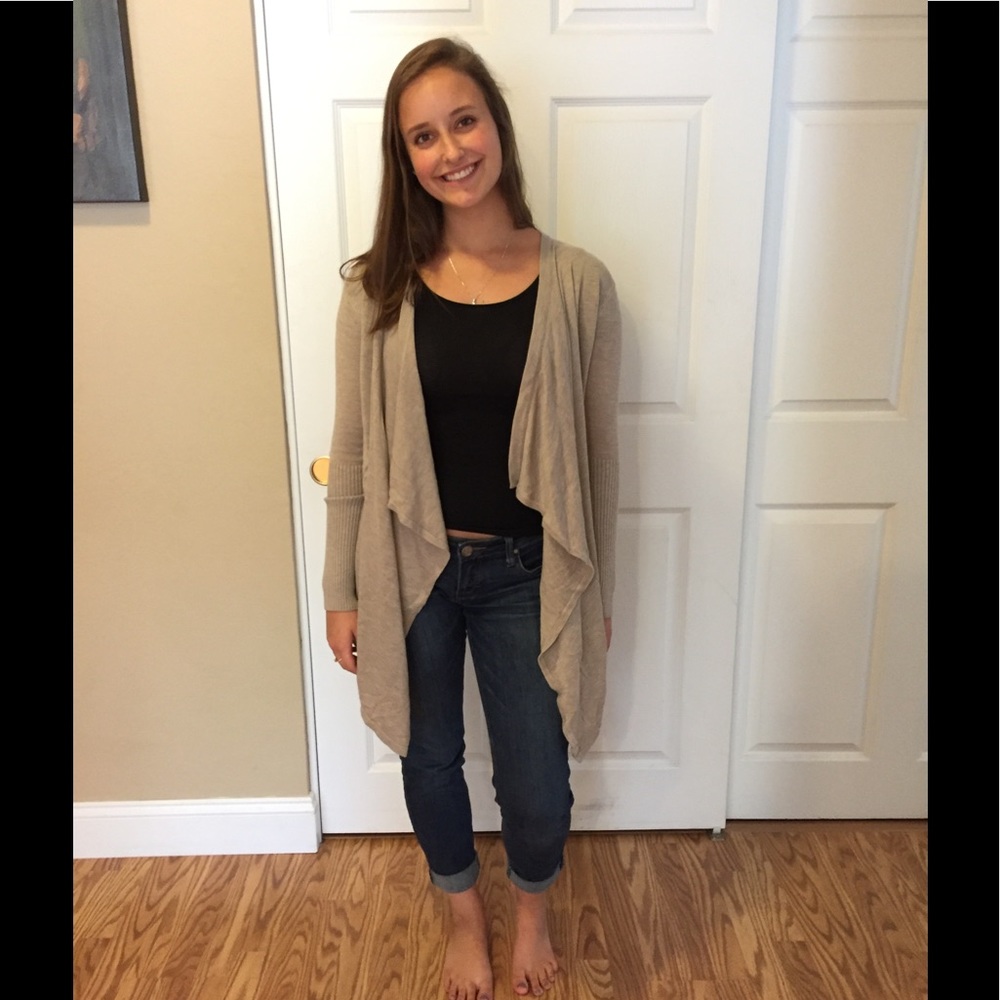 Cotton On tan cardigan- size S, in EUC