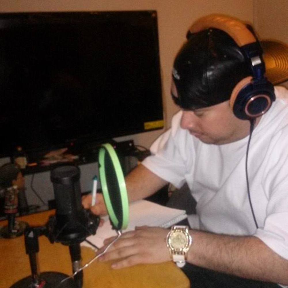 Meet your Posher, Armando