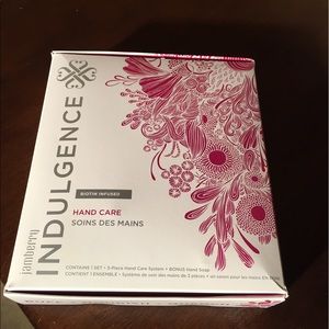 NIB Jamberry Indulgence Hand Care Set