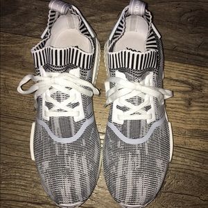 NMD R1 Primeknit