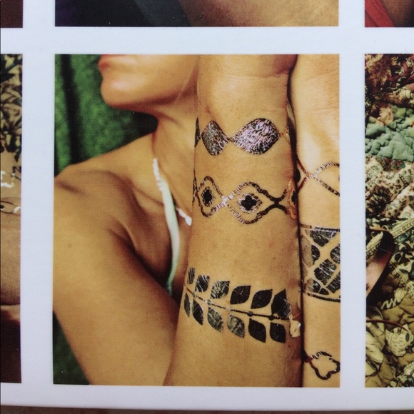 Sofia Gypsy-Chic Flash Tattoos - Picture 7 of 8