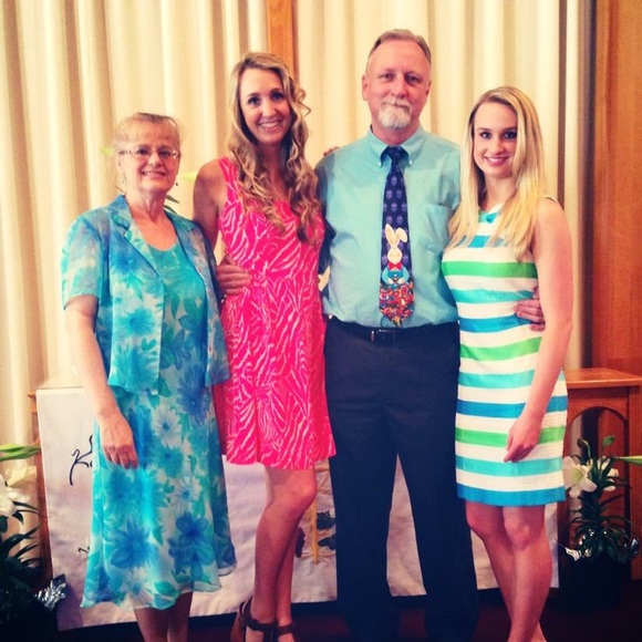 Lilly Pulitzer Henley Dress - Picture 4 of 5