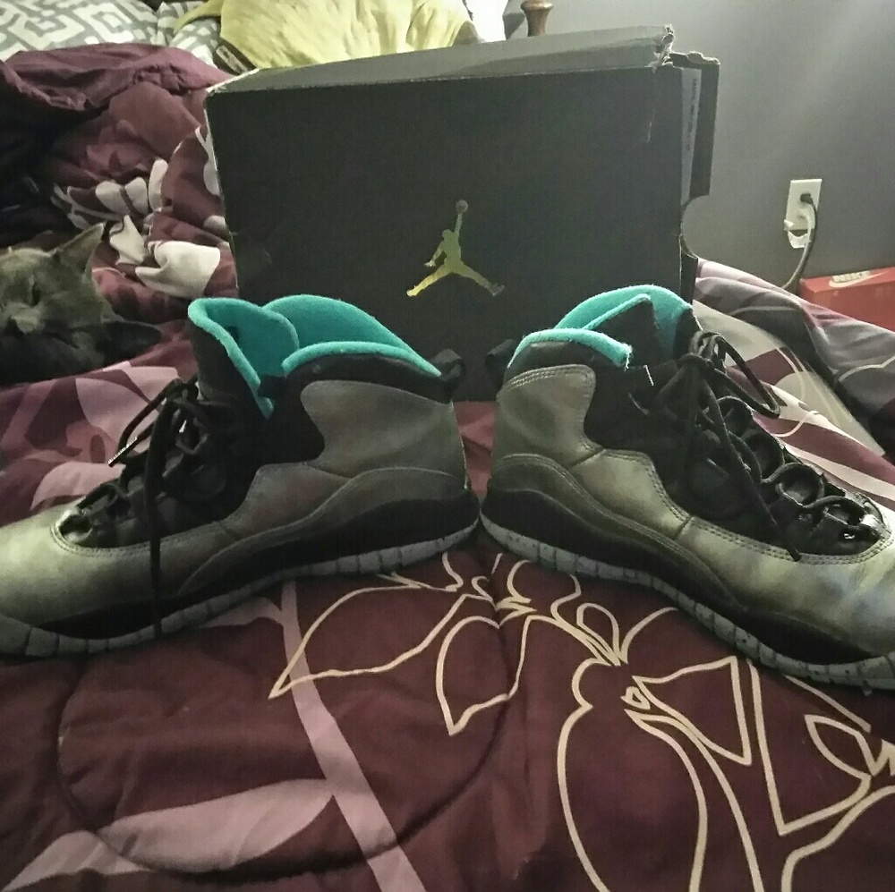 Jordan Lady Liberty 10s