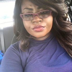 Meet your Posher, Faye