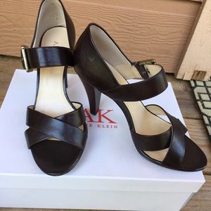 Anne Klein Chocolate Brown Leather Heels