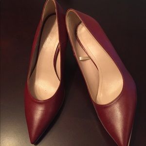 United Colors of Benetton 3in heels in red.