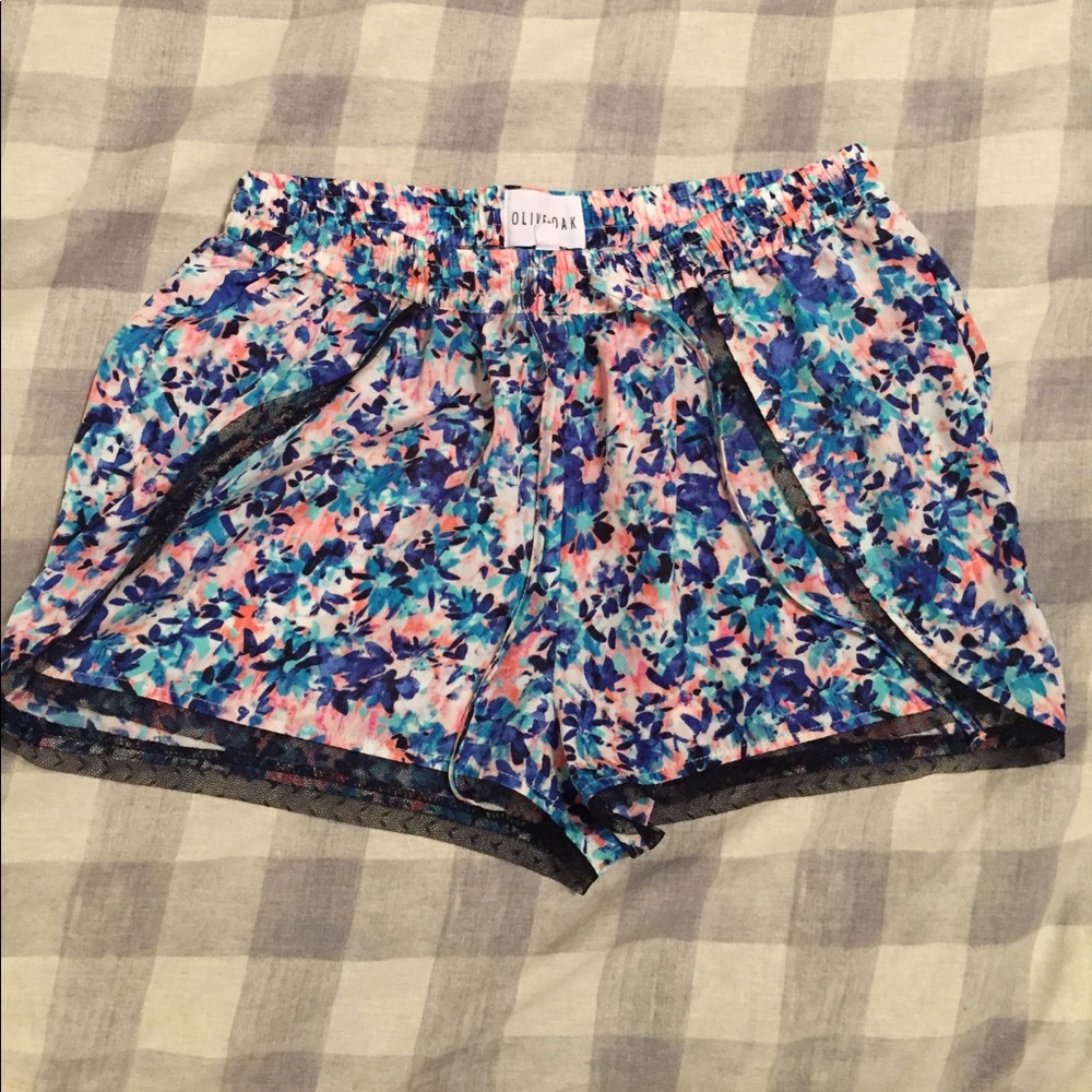 Olive + Oak floral shorts with mesh trim Sz Sm