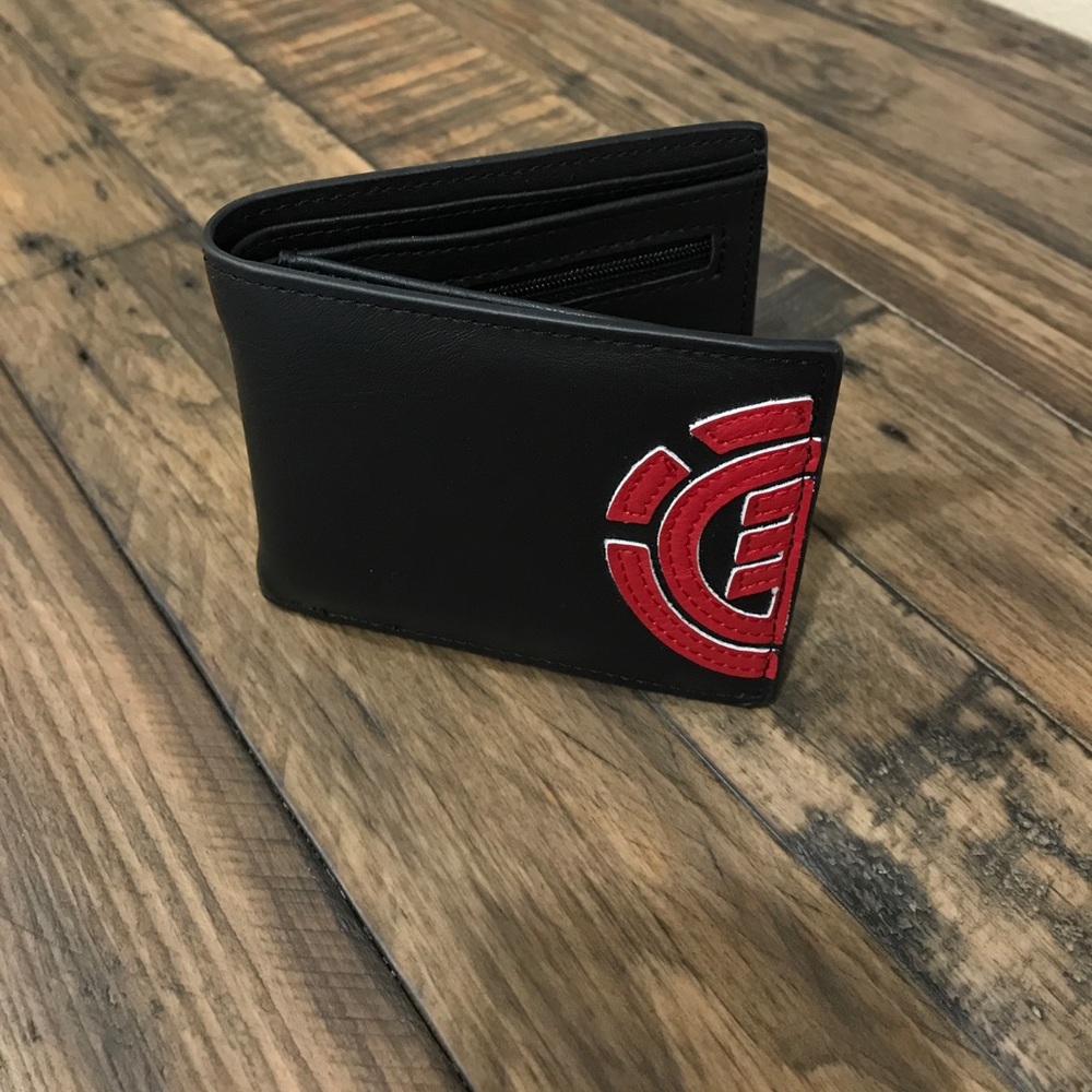 NWOT Element Wallet