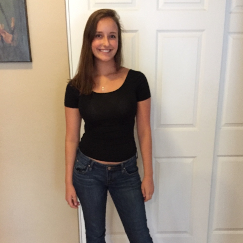 Nordstrom Brass Plum scoop neck short sleeve EUC