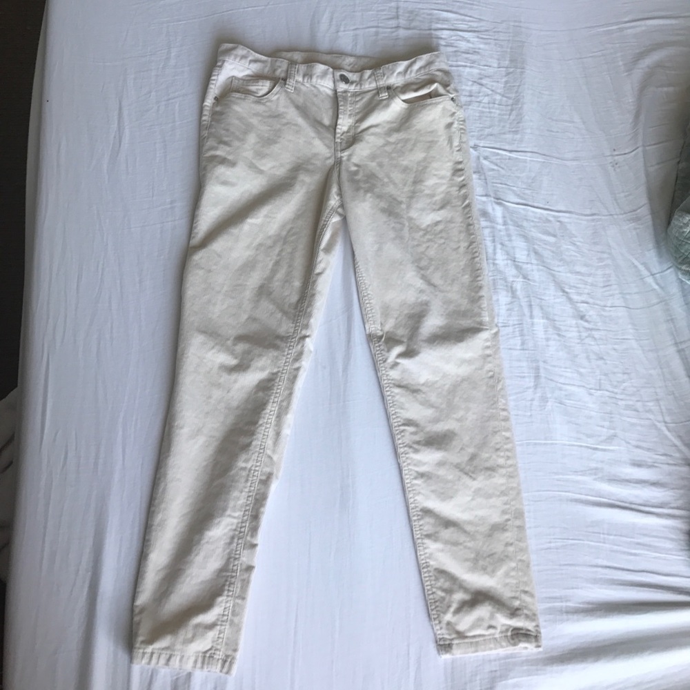 BDG CORDUROY PANTS IVORY (NWOT)