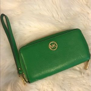 Michael Kors wristlet